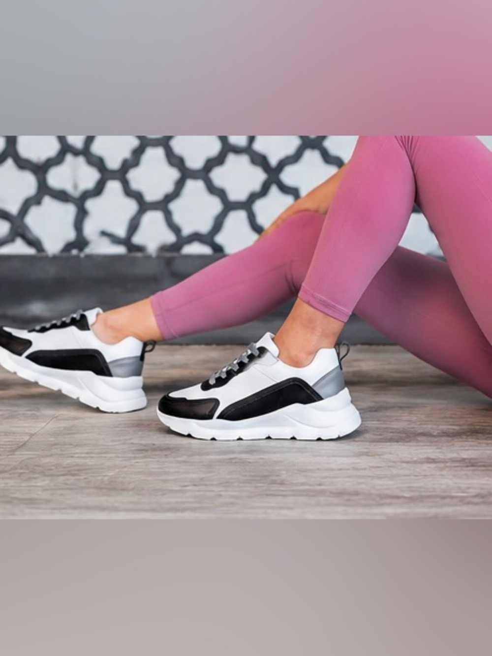 BNWB Meta Women’s White and Black Chunky Sneaker